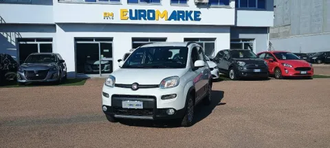 Fiat Panda 1.3 mjt 16v 4x4 s&s 95cv - Immagine 1