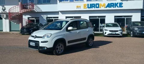 Fiat Panda 1.3 mjt 16v 4x4 s&s 95cv - Immagine 2