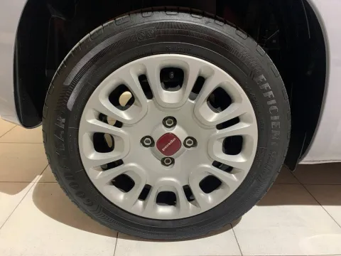 Fiat Panda 1.0 firefly hybrid s&s 70cv 5p.ti - Immagine 19