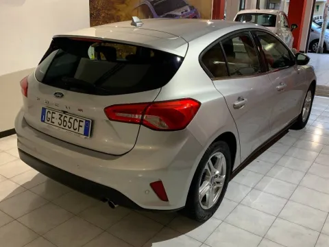 Ford Focus 1.5 ecoblue Business s&s 120cv my20.75 - Immagine 4