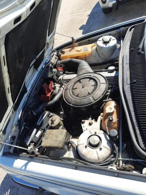 BMW 728i - Immagine 10