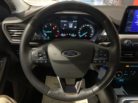 Ford Focus 1.5 ecoblue Business s&s 120cv my20.75 - Immagine 10