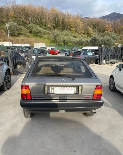 Lancia Delta 1.6 Turbo HF - Immagine 5