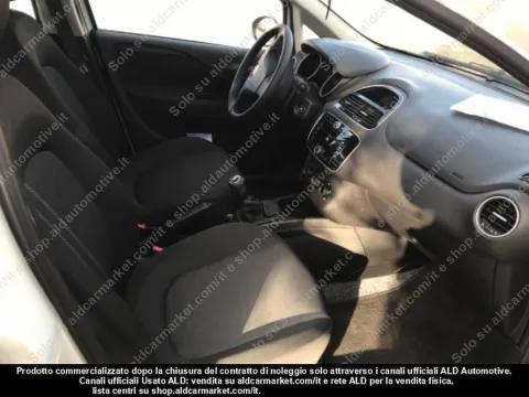 Fiat Punto 5p 1.3 mjt Street s&s 95cv - Immagine 8