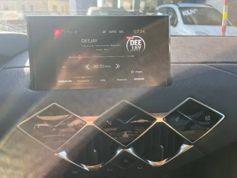 DS DS3 Crossback 1.5 bluehdi So Chic 130cv auto - Immagine 23