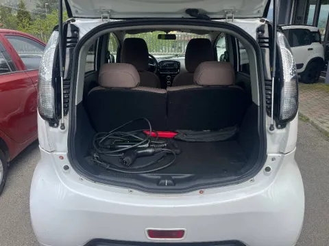 Citroen C-Zero full electric Seduction - Immagine 7