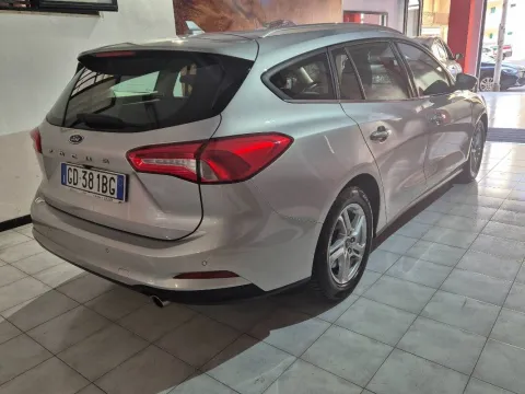 Ford Focus SW 1.5 ecoblue Business s&s 120cv my20.75 - Immagine 9