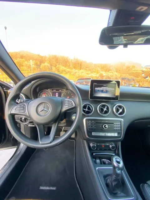Mercedes A 180 d Executive Next - Immagine 9