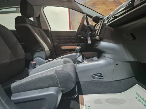 Citroen C3 1.2 puretech Feel s&s 83cv neopatentati my18 - Immagine 17