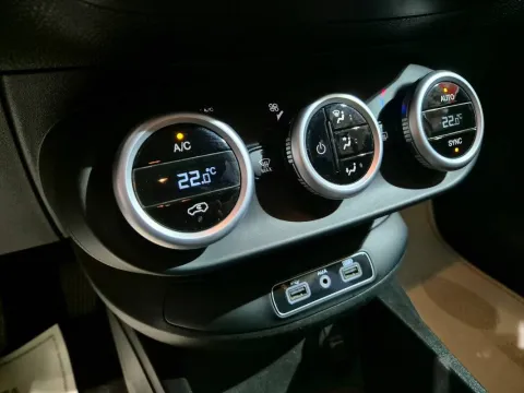 Fiat 500X 1.3 mjt Pop Star 4x2 95cv my18 - Immagine 14