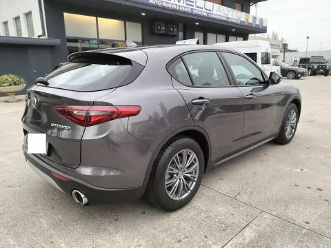 Alfa Romeo Stelvio 2.2 t Business rwd 160cv auto my19 - Immagine 6