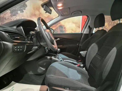 Fiat Tipo SW 1.6 mjt Business s&s 120cv my19 - Immagine 9
