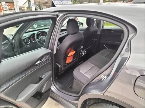 Alfa Romeo Stelvio 2.2 t Business rwd 160cv auto my19 - Immagine 15