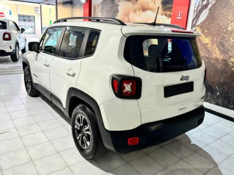 Jeep Renegade 1.6 mjt Longitude 2wd 120cv - Immagine 3