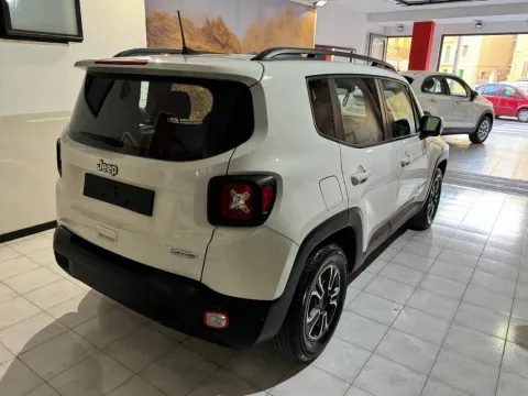 Jeep Renegade 1.6 mjt Longitude 2wd 120cv - Immagine 4