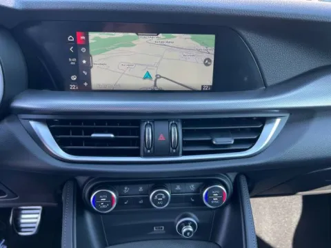 Alfa Romeo Stelvio 2.2 t Veloce Q4 210cv auto - Immagine 6