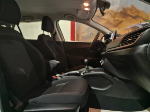 Fiat Tipo SW 1.6 mjt Business s&s 120cv my19 - Immagine 22