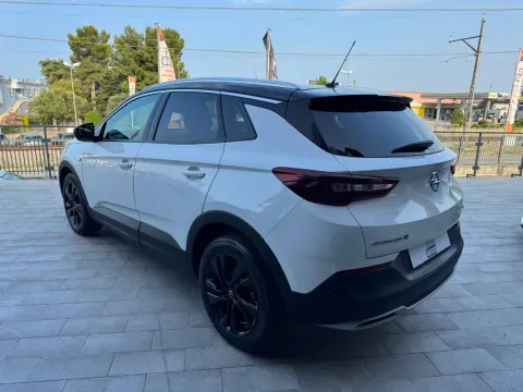 Opel Grandland X 1.5 ecotec Innovation s&s 130cv - Immagine 6