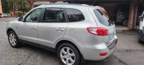 Hyundai Santa Fe 2.2 crdi vgt Dynamic Top 7p.ti - Immagine 4