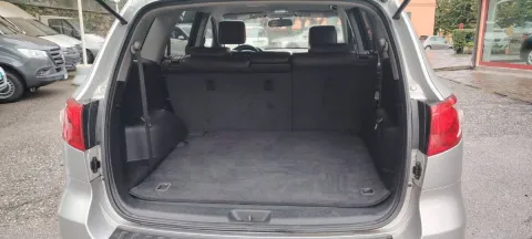 Hyundai Santa Fe 2.2 crdi vgt Dynamic Top 7p.ti - Immagine 9