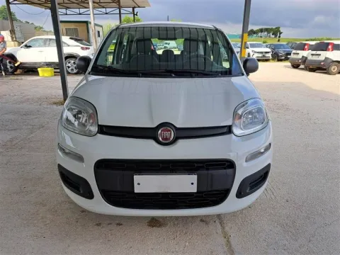 Fiat Panda 1.0 firefly hybrid s&s 70cv 5p.ti - Immagine 2