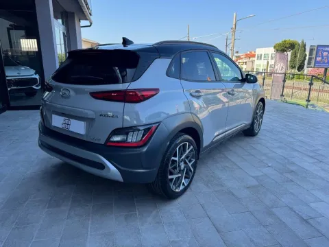Hyundai Kona 1.6 gdi hev Xclass 2wd 141cv dct - Immagine 6