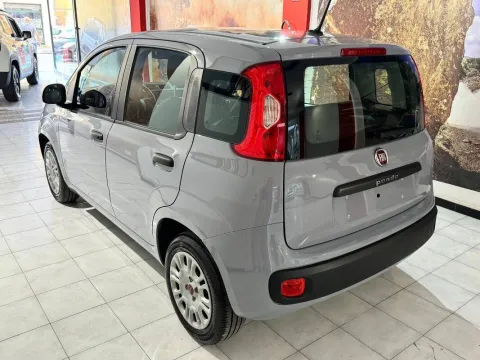 Fiat Panda 1.2 Easy s&s 69cv my19 - Immagine 5