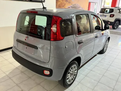 Fiat Panda 1.2 Easy s&s 69cv my19 - Immagine 6