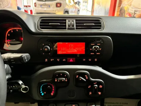 Fiat Panda 1.2 Easy s&s 69cv my19 - Immagine 10