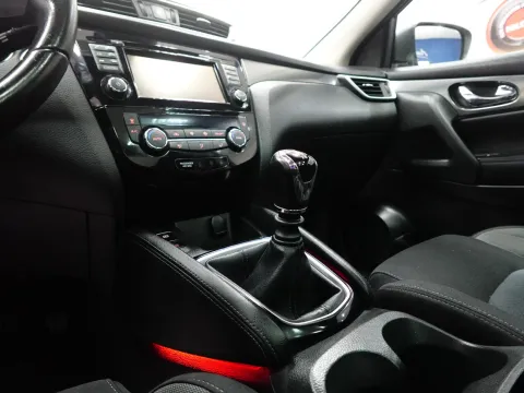 Nissan Qashqai 1.2 dig-t N-Connecta 115cv - Immagine 23