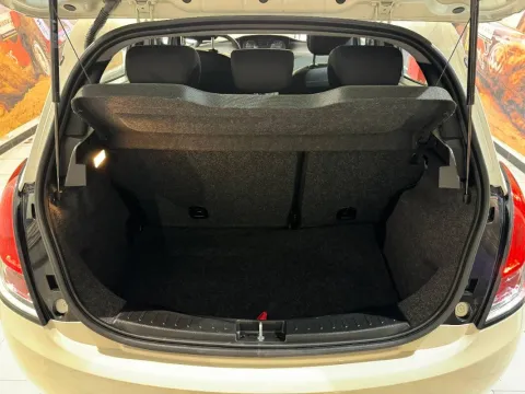 Lancia Ypsilon 1.0 firefly hybrid Silver s&s 70cv - Immagine 20