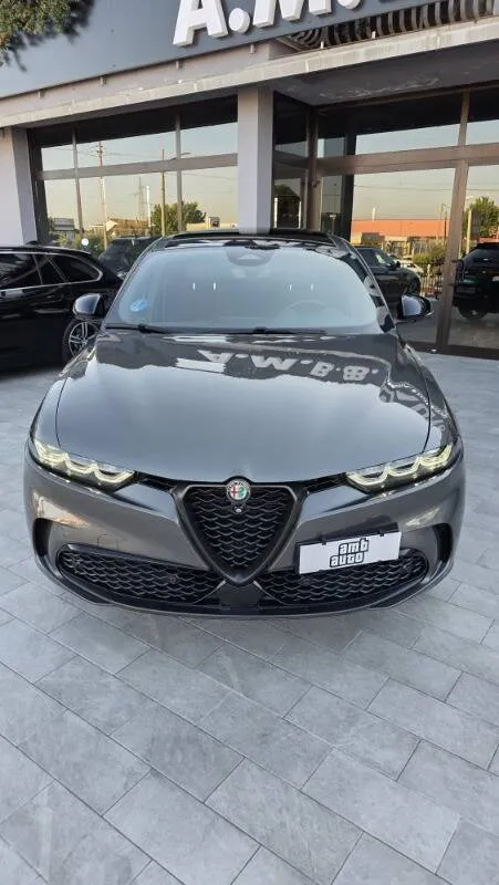 Alfa Romeo Tonale 1.5 hybrid Veloce 160cv tct7 - Immagine 2
