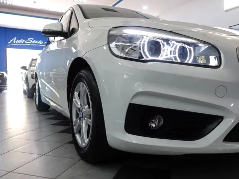 BMW 216d Active Tourer Advantage - Immagine 11