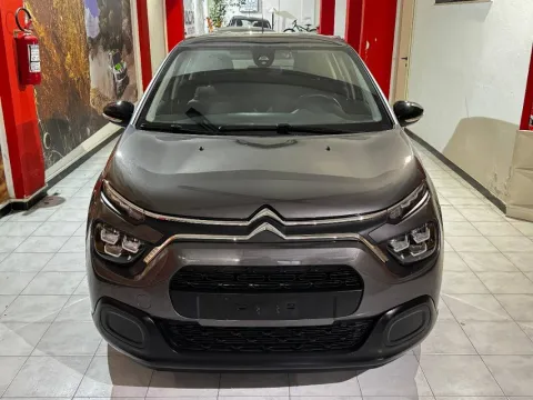 Citroen C3 1.2 puretech Feel Pack s&s 83cv neopatentati - Immagine 2
