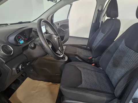 Ford Ka + 1.2 Ultimate 85cv my18 - Immagine 8