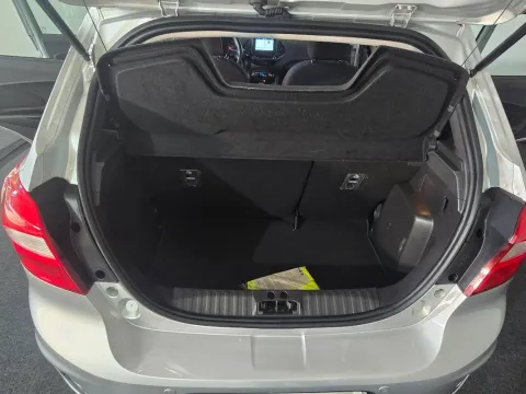 Ford Ka + 1.2 Ultimate 85cv my18 - Immagine 13