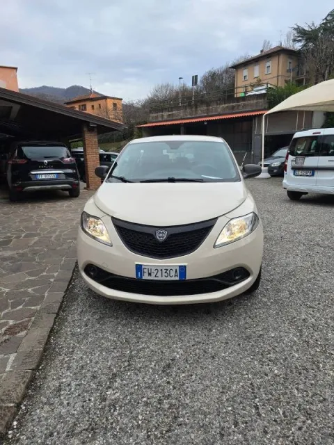 Lancia Ypsilon 1.2 Elefantino Blu ecochic Gpl 69cv my19 - Immagine 1