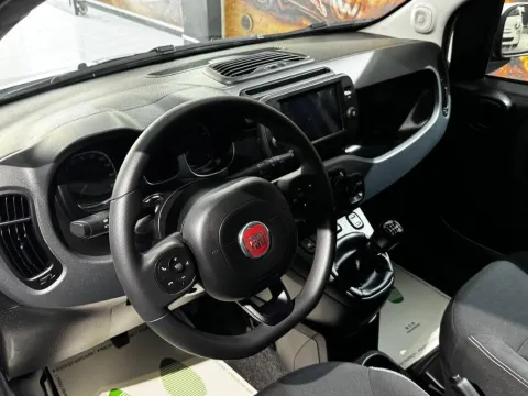 Fiat Panda 1.0 firefly hybrid Cross s&s 70cv 5p.ti - Immagine 8