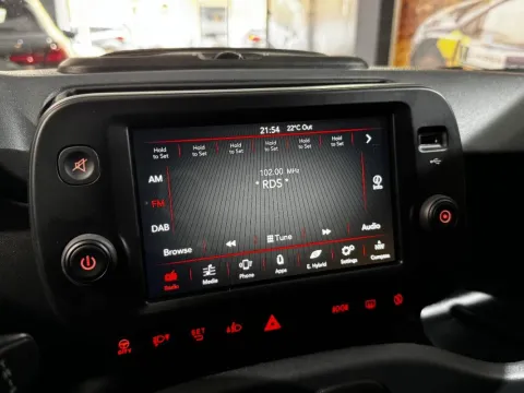 Fiat Panda 1.0 firefly hybrid Cross s&s 70cv 5p.ti - Immagine 11