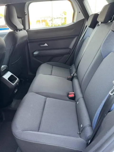 Dacia Duster 1.0 Expression Eco-g 100cv - Immagine 9