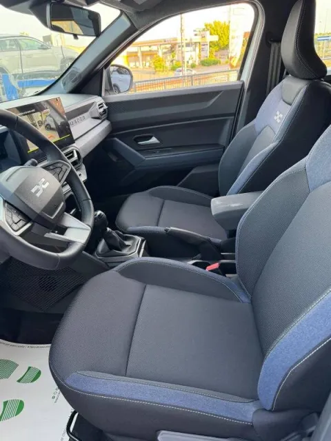 Dacia Duster 1.0 Expression Eco-g 100cv - Immagine 10
