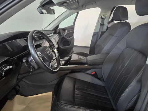 Audi e-tron 55 S line Edition quattro cvt - Immagine 7