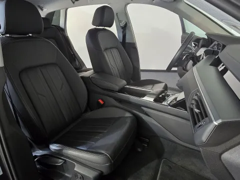 Audi e-tron 55 S line Edition quattro cvt - Immagine 9