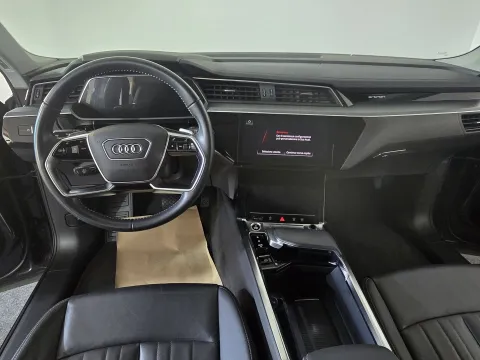 Audi e-tron 55 S line Edition quattro cvt - Immagine 12