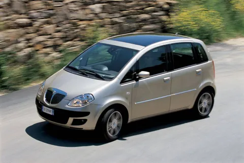 Lancia Musa 1.4 16v Platino Plus 100 dfn - Immagine 5
