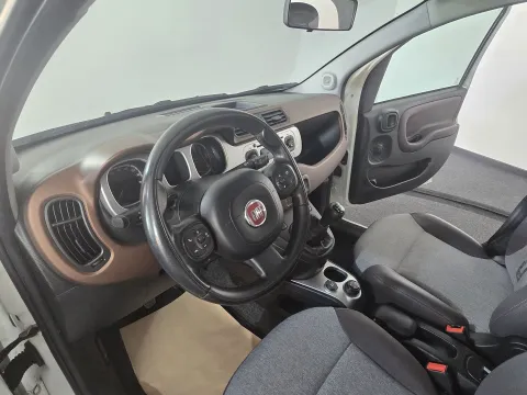 Fiat Panda 1.3 mjt 16v Cross 4x4 s&s 95cv - Immagine 8