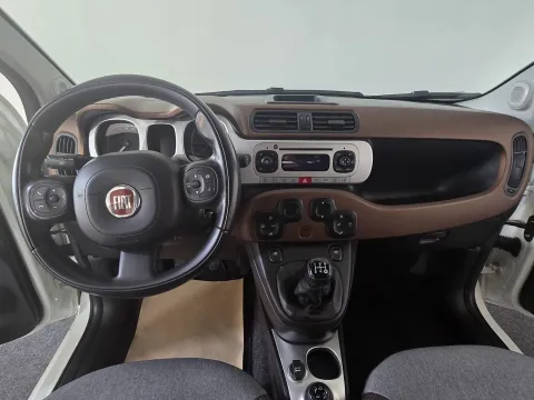 Fiat Panda 1.3 mjt 16v Cross 4x4 s&s 95cv - Immagine 10