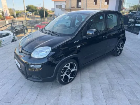 Fiat Panda 1.0 firefly hybrid Sport s&s 70cv 5p.ti - Immagine 3
