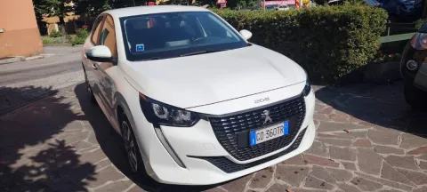 Peugeot 208 1.2 puretech Active s&s 75cv - Immagine 3
