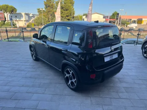 Fiat Panda 1.0 firefly hybrid Sport s&s 70cv 5p.ti - Immagine 4
